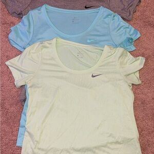 Nike Women's T-Shirts bundle